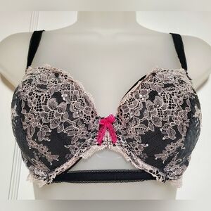 🆕️ NWOT Victoria's Secret Black and Pink Lace Bra with Rhinestones, 32DD